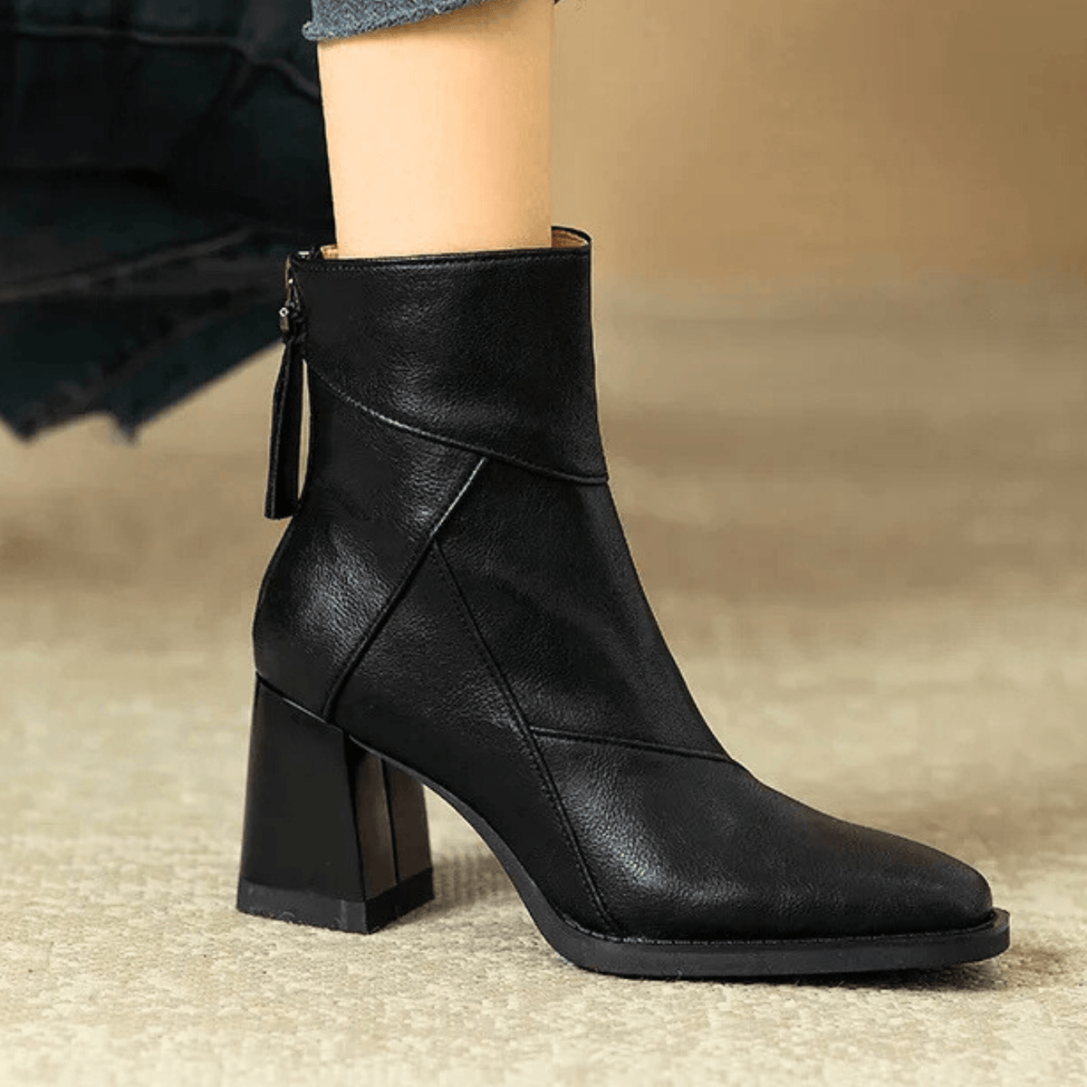 Dara – Elegantní kotníková bota Elara