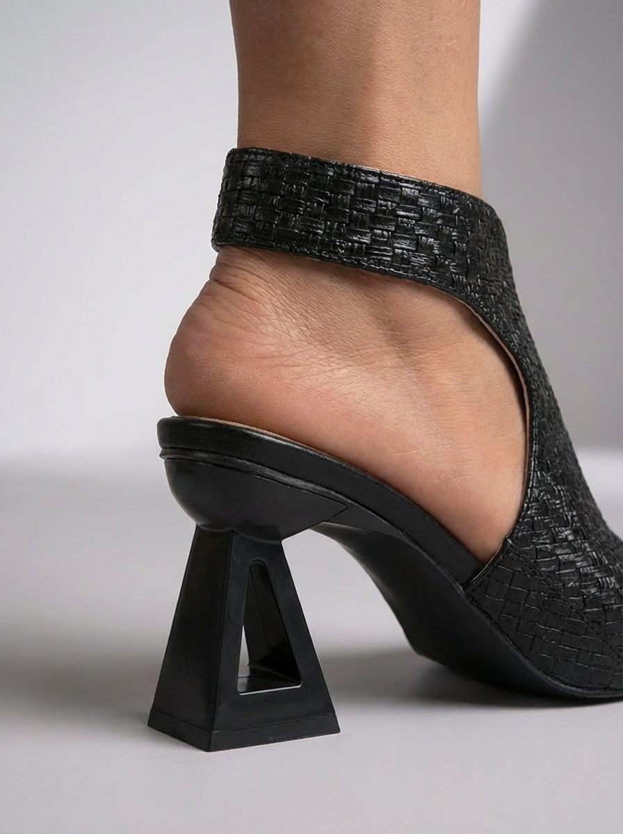 Vittoria | Elegantní pletené sandály pro ženy
